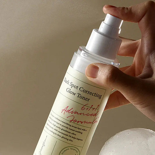 DARK SPOT CORRECTING GLOW TONER